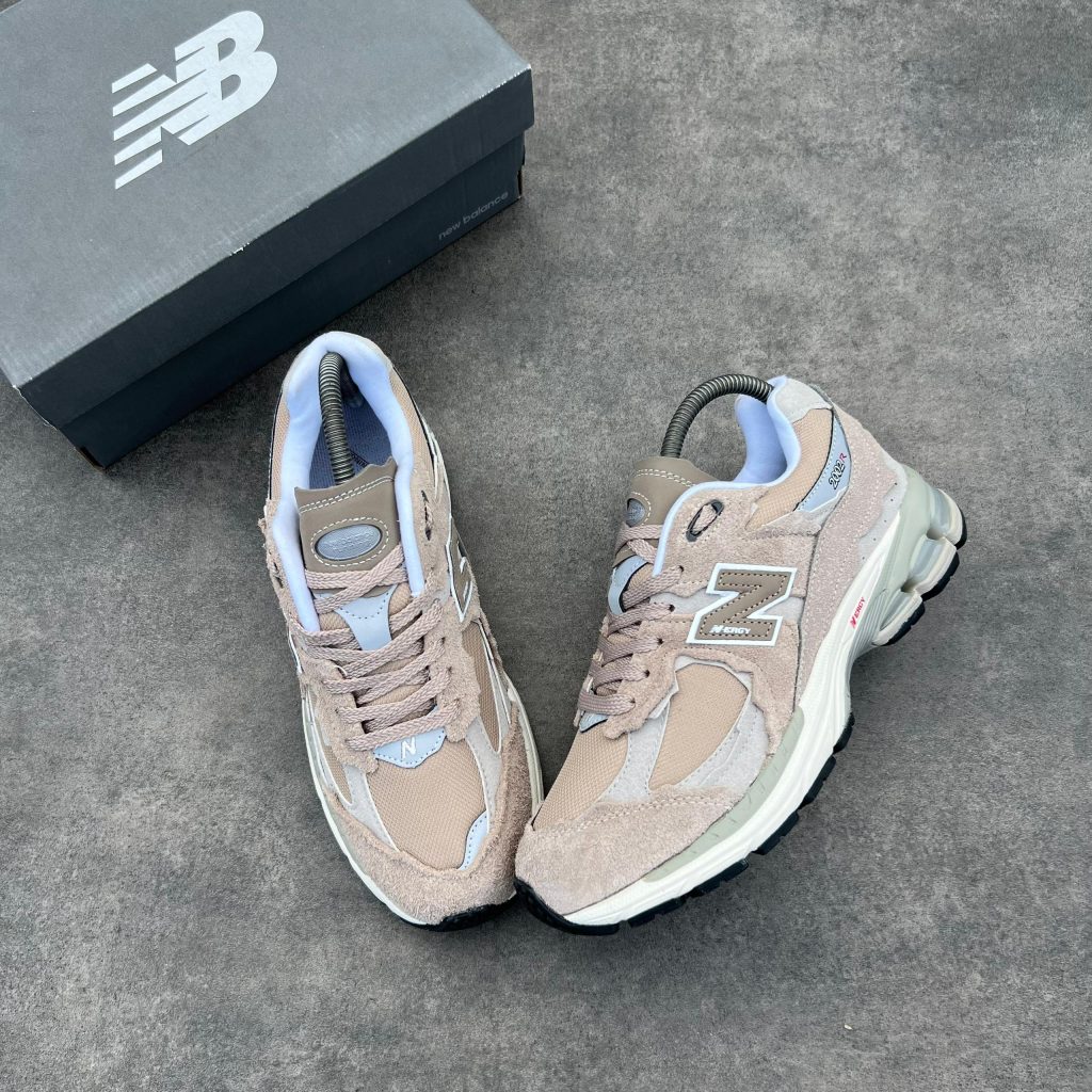 NEW BALANCE 2002R PROTECTION PACK – DRIFTWOOD