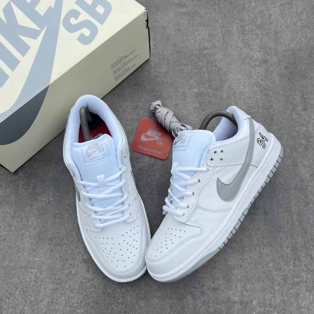 Nike SB Dunk Low Supreme 94 White Metallic Silver