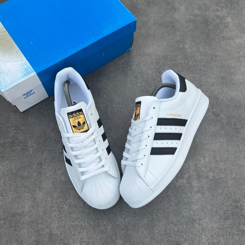 ADIDAS ORIGINALS SUPERSTAR•TRIPLE WHITE