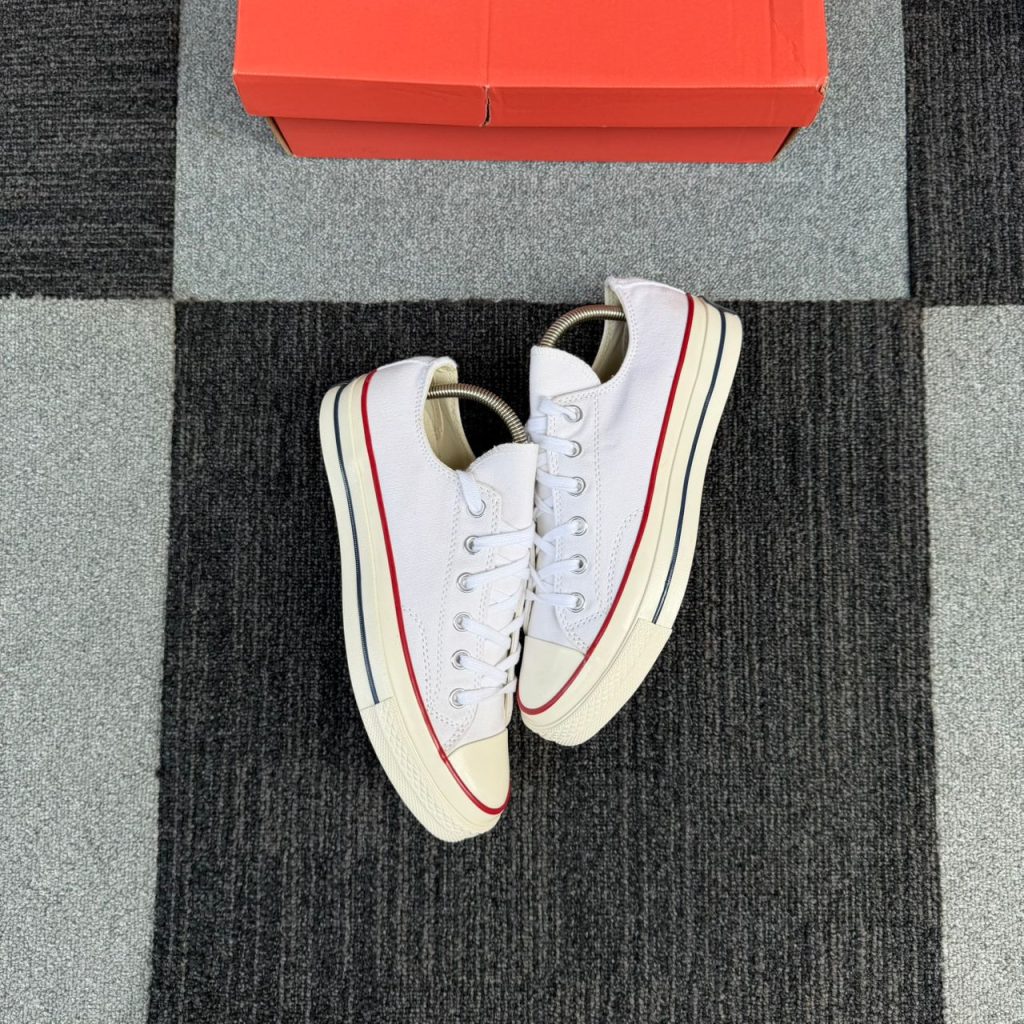 Converse White Chuck Taylor All Star