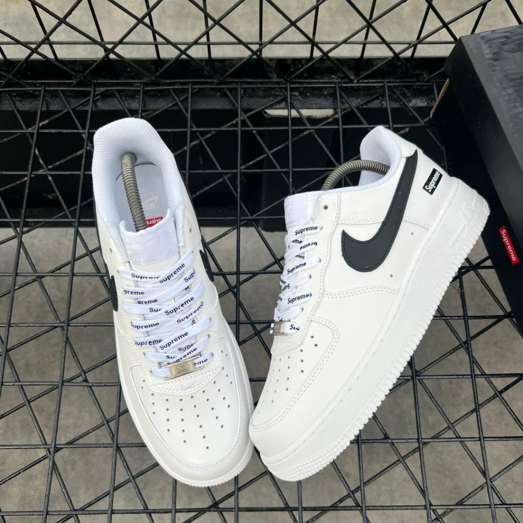 Nike Air Force 1 Low Supreme TRIPLE WHITE BLACK SWOOSH