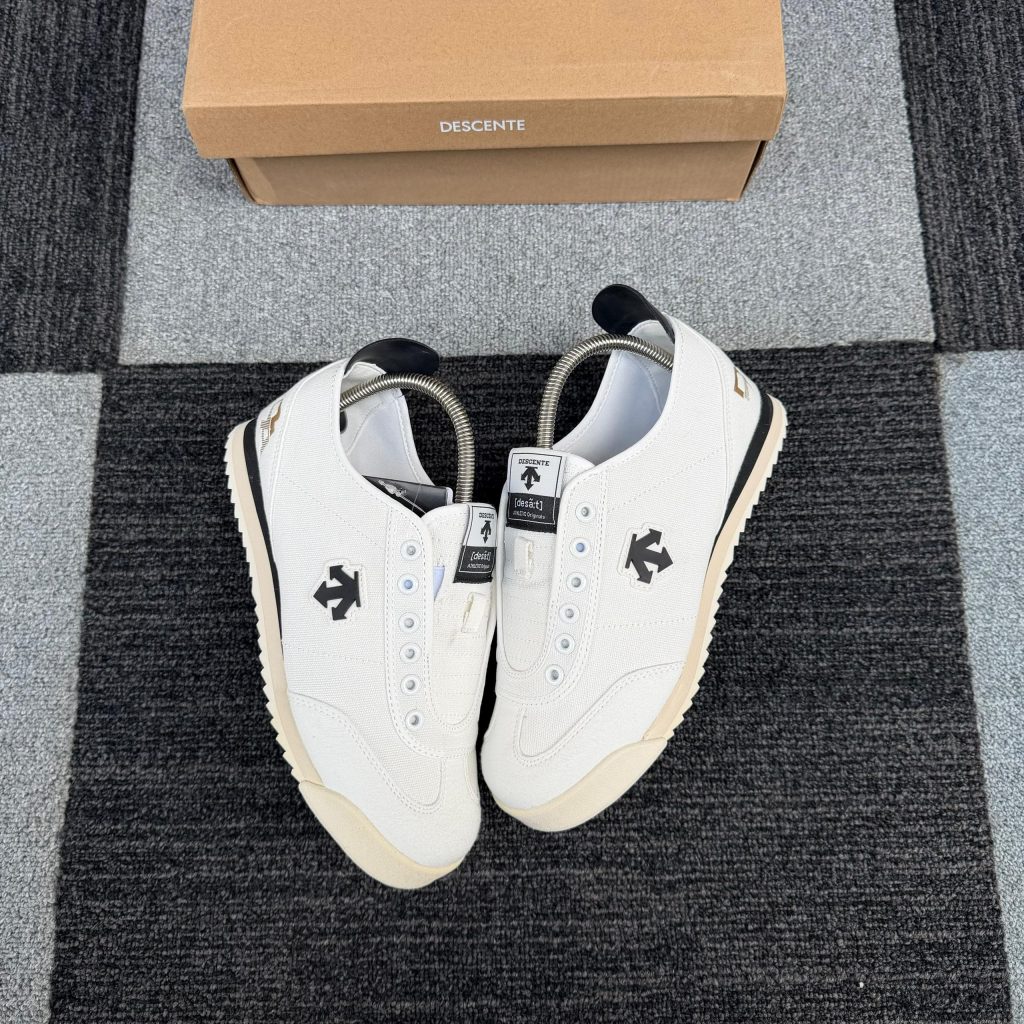 Descente Chron Tempo white slip-on