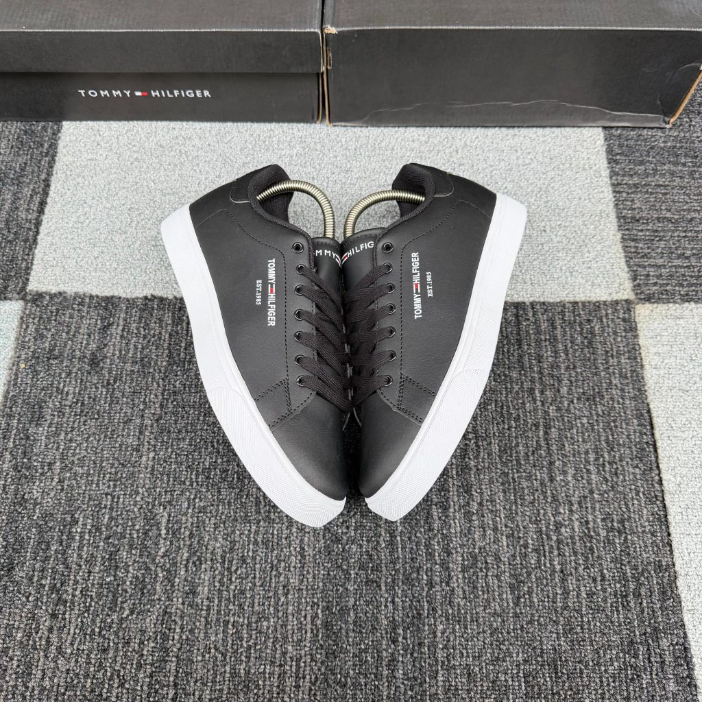 TOMMY HILFIGER CLASSIC COOL BLACK