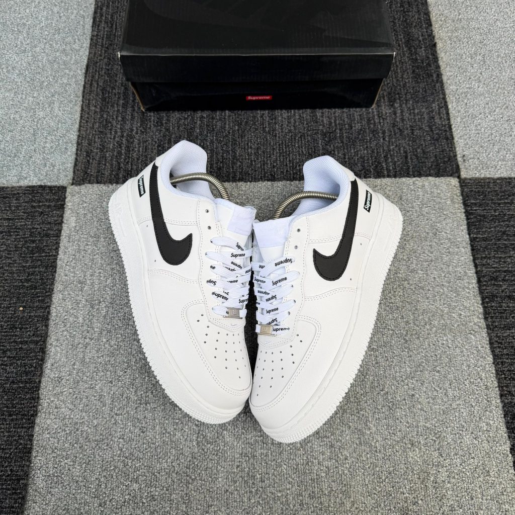 Nike Air Force 1 Low Supreme TRLE WHITE BLACK SWOOSH