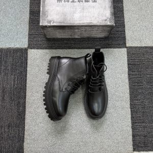 Plain Toe Leather Service Boots In Black